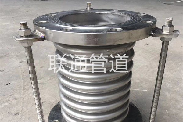 草莓APP视频在线下载和伸缩器的区别在哪里